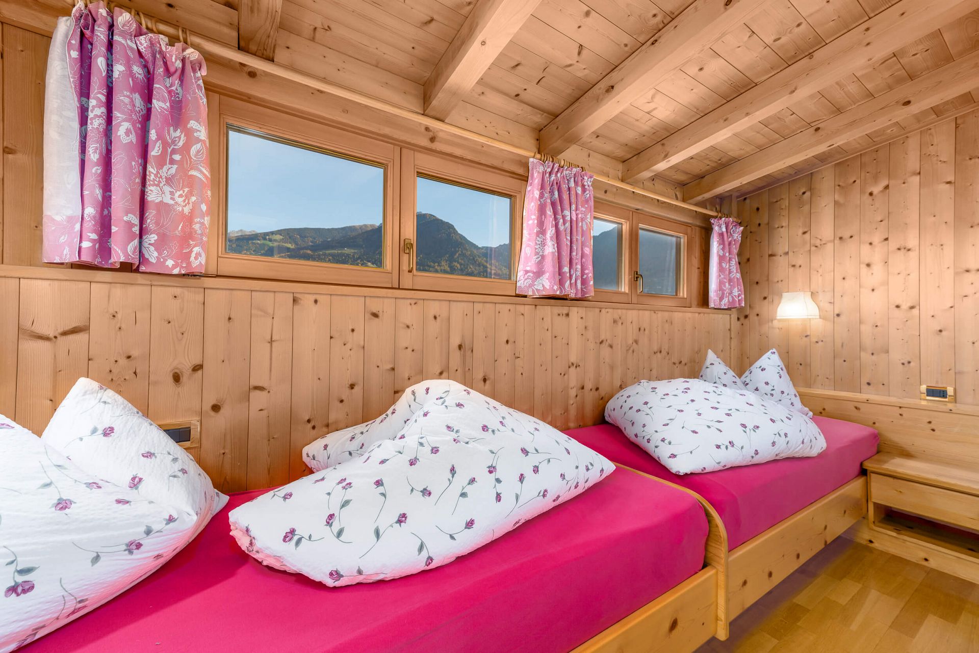 dorf tirol 25 dorf tirol 25